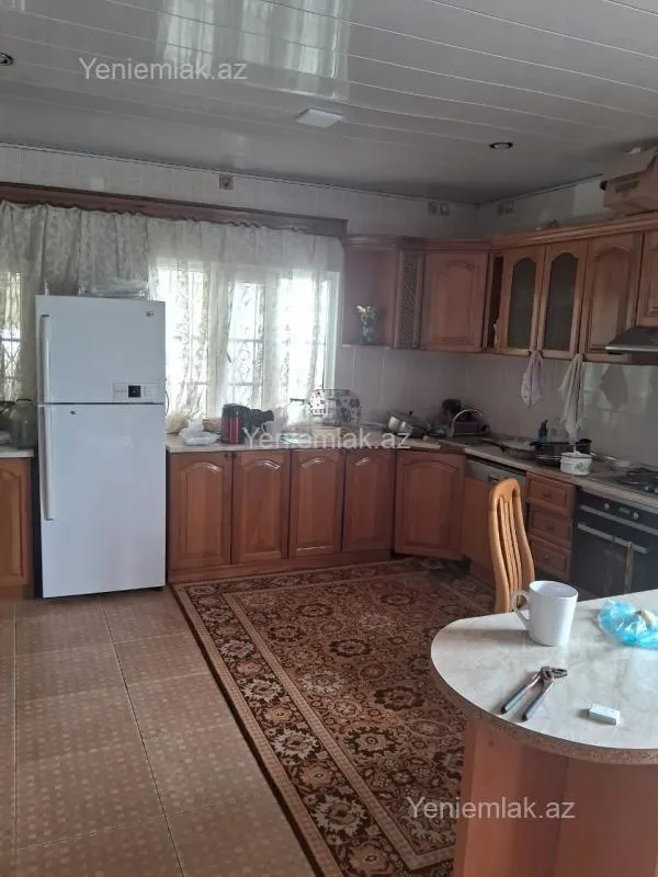 Satılır 5 otaqlı həyət evi 205 m²