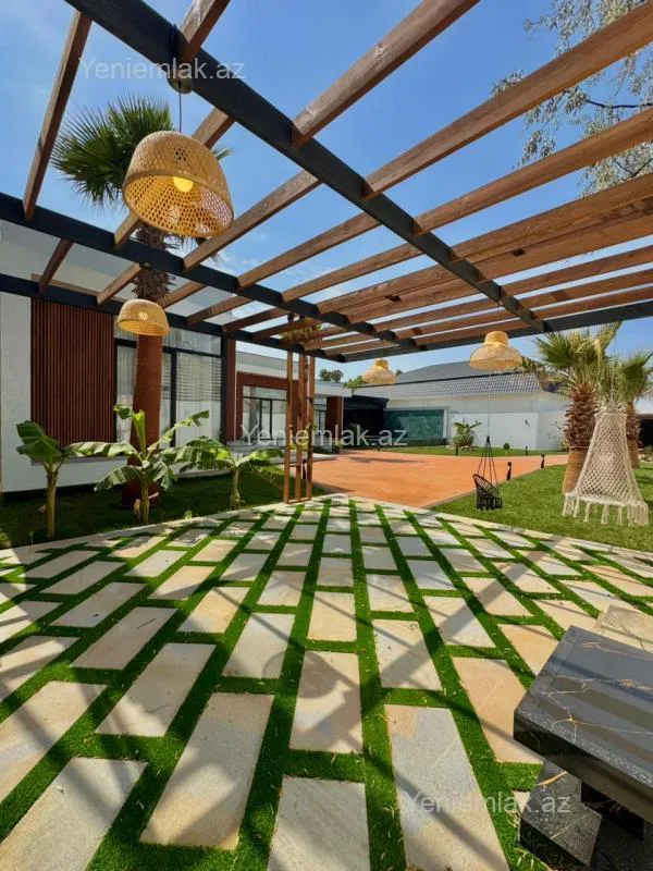 Satılır 5 otaqlı həyət evi 260 m²