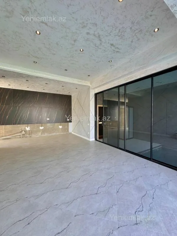 Satılır 5 otaqlı həyət evi 260 m²