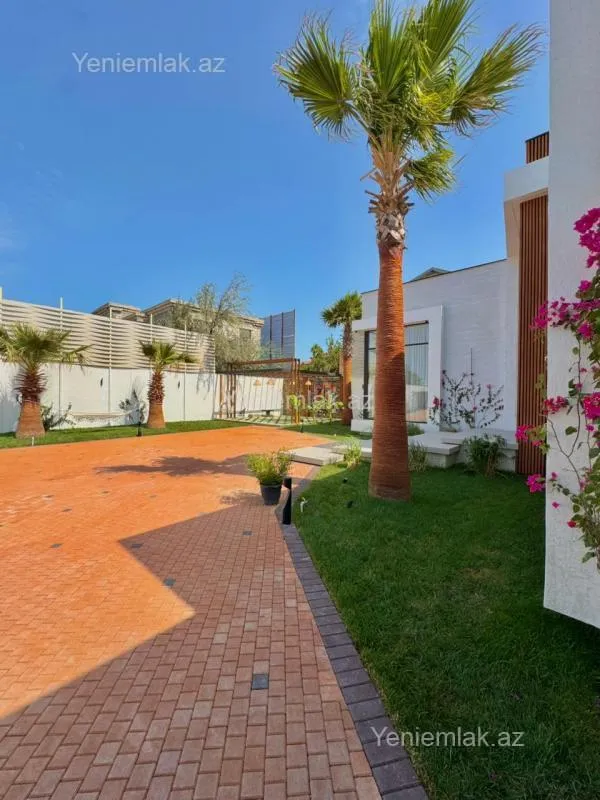 Satılır 5 otaqlı həyət evi 260 m²