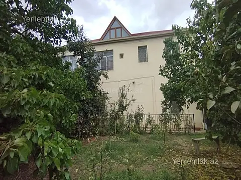 Satılır 6 otaqlı həyət evi 300 m²