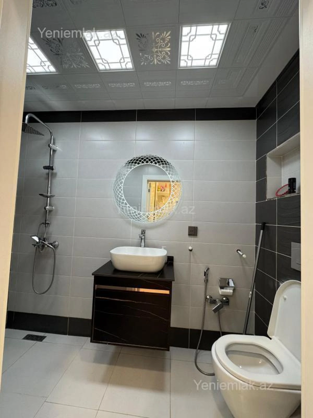 Satılır 2 otaqlı yeni tikili 60 m²