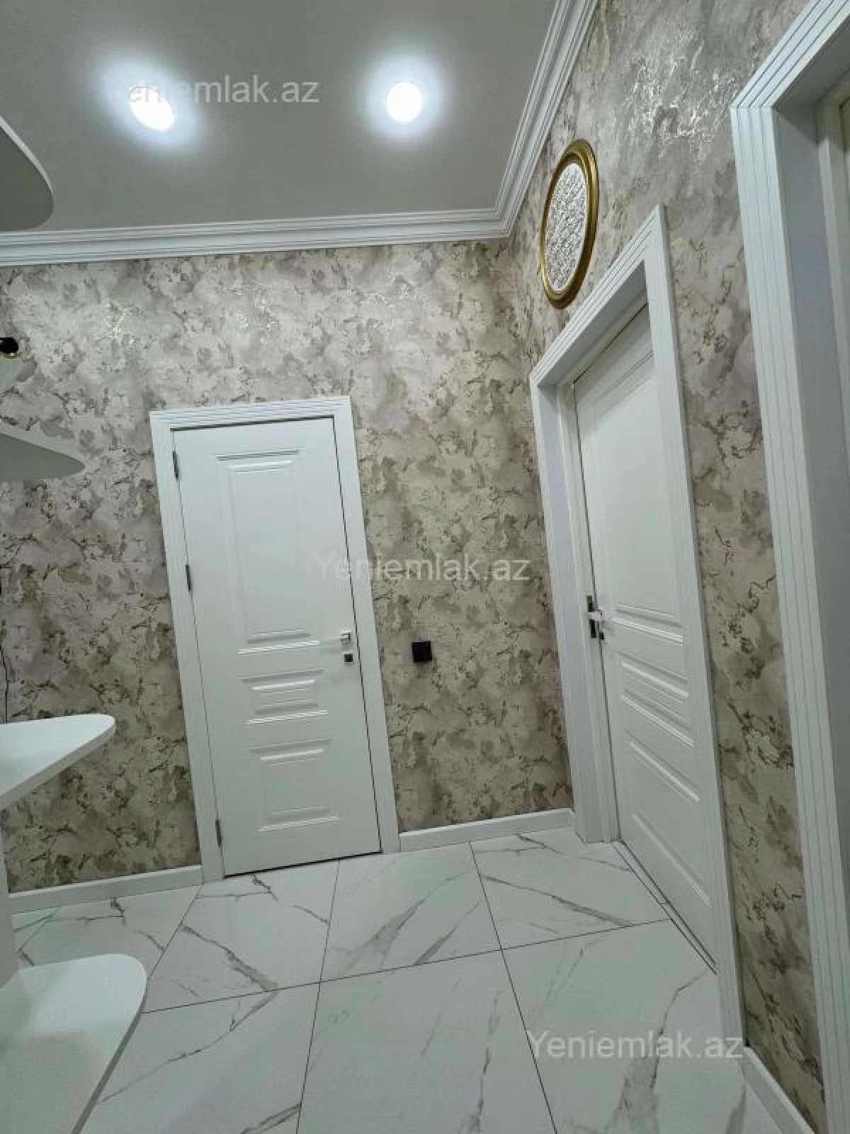 Satılır 2 otaqlı yeni tikili 60 m²