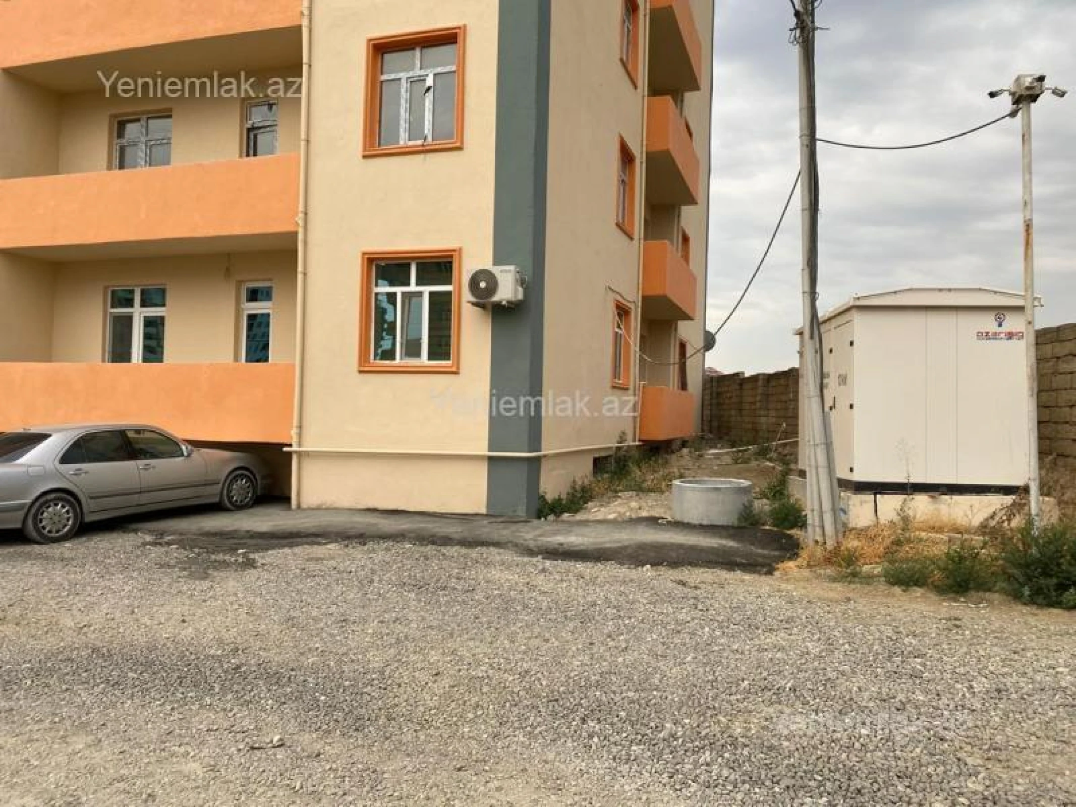 Satılır 2 otaqlı yeni tikili 60 m²