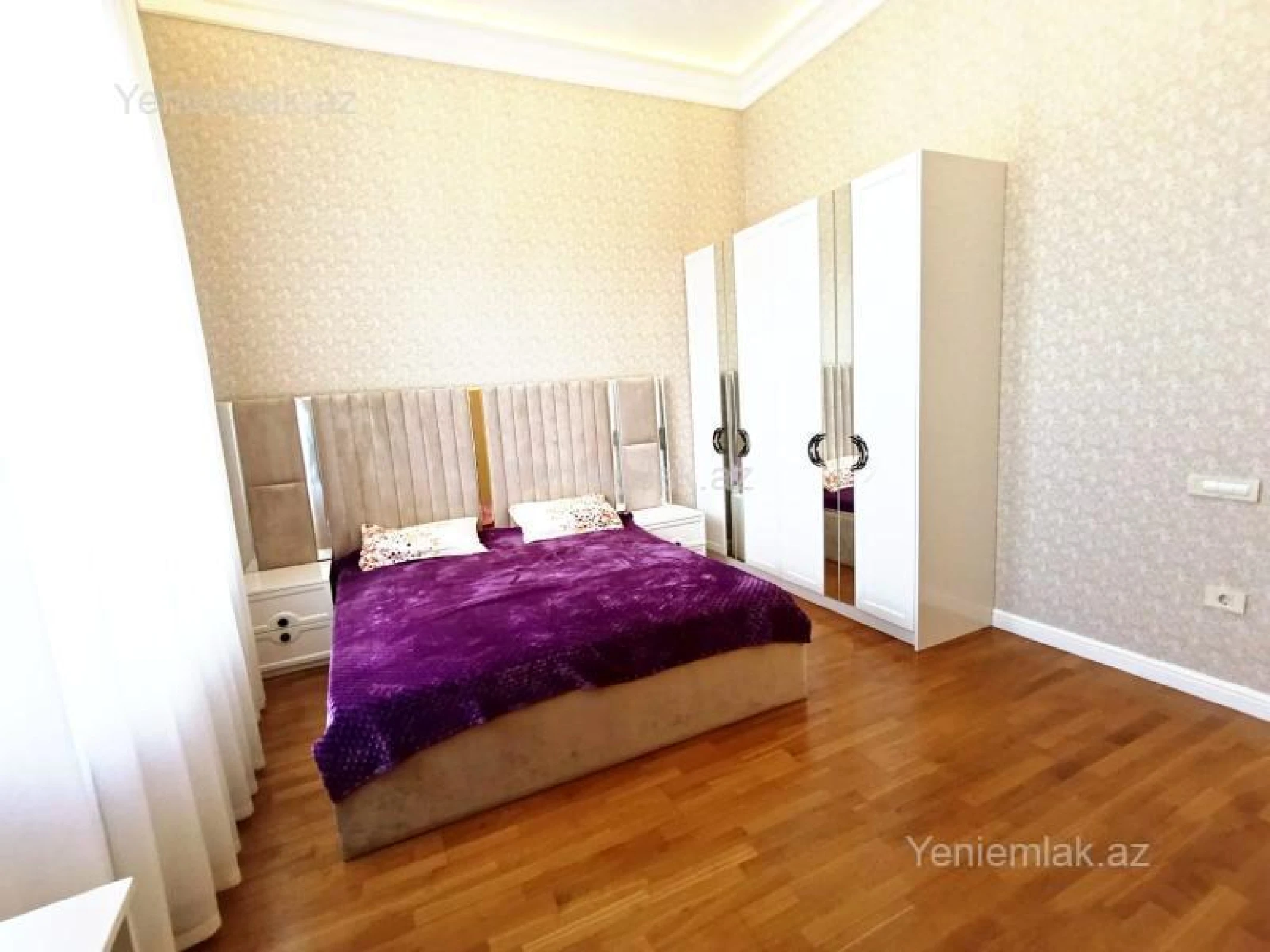 Satılır 3 otaqlı həyət evi 260 m²