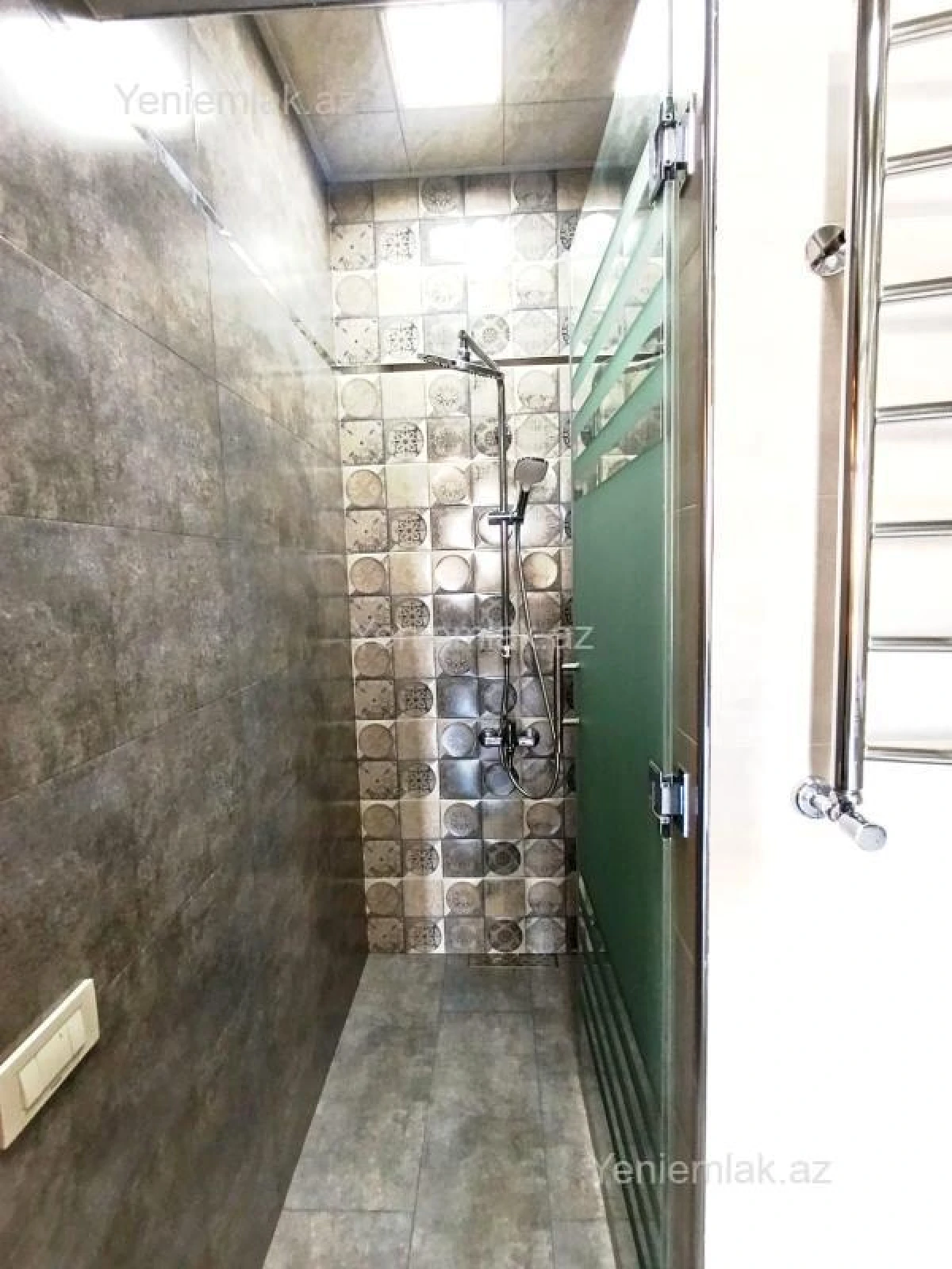 Satılır 3 otaqlı həyət evi 260 m²