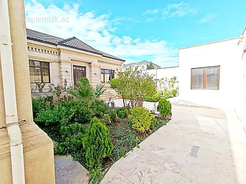 Satılır 3 otaqlı həyət evi 260 m²