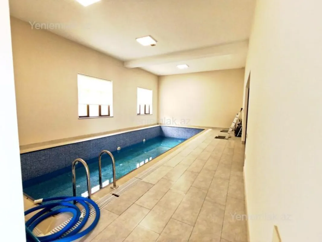 Satılır 3 otaqlı həyət evi 260 m²