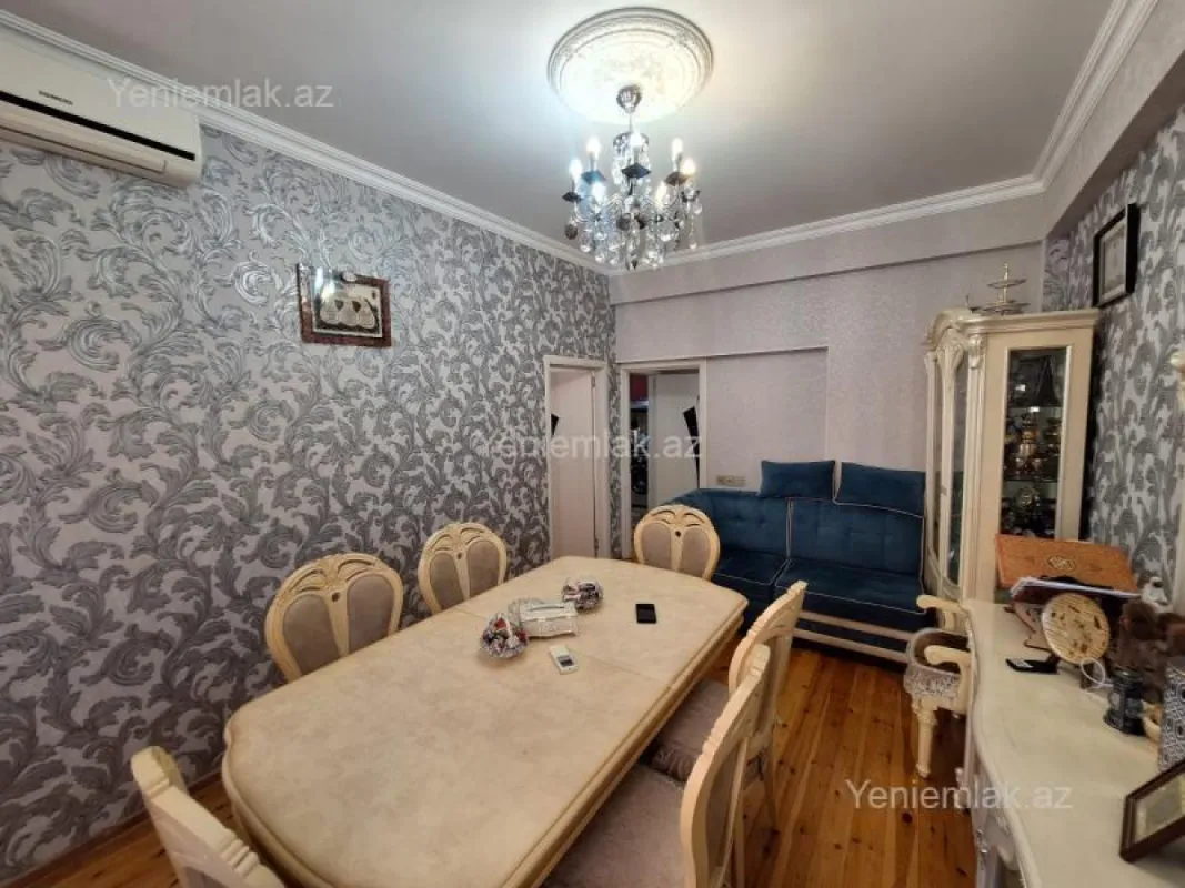 Satılır 2 otaqlı yeni tikili 70 m²