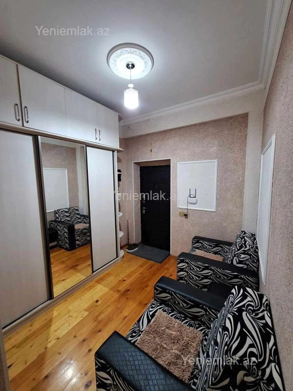 Satılır 2 otaqlı yeni tikili 70 m²