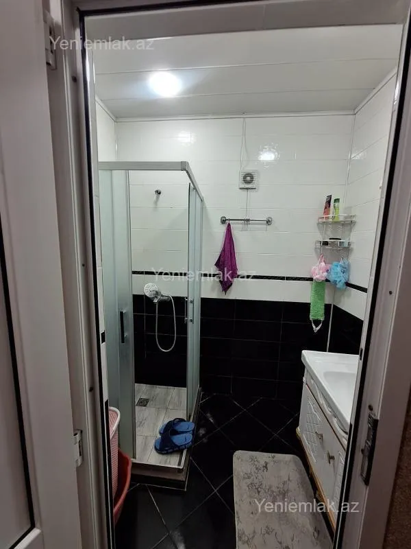 Satılır 2 otaqlı yeni tikili 70 m²