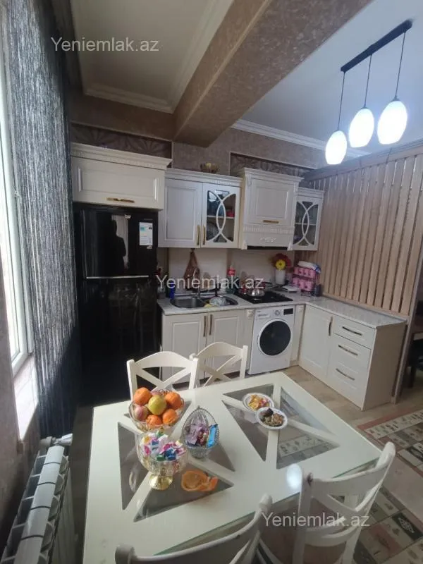 Satılır 2 otaqlı yeni tikili 76 m²