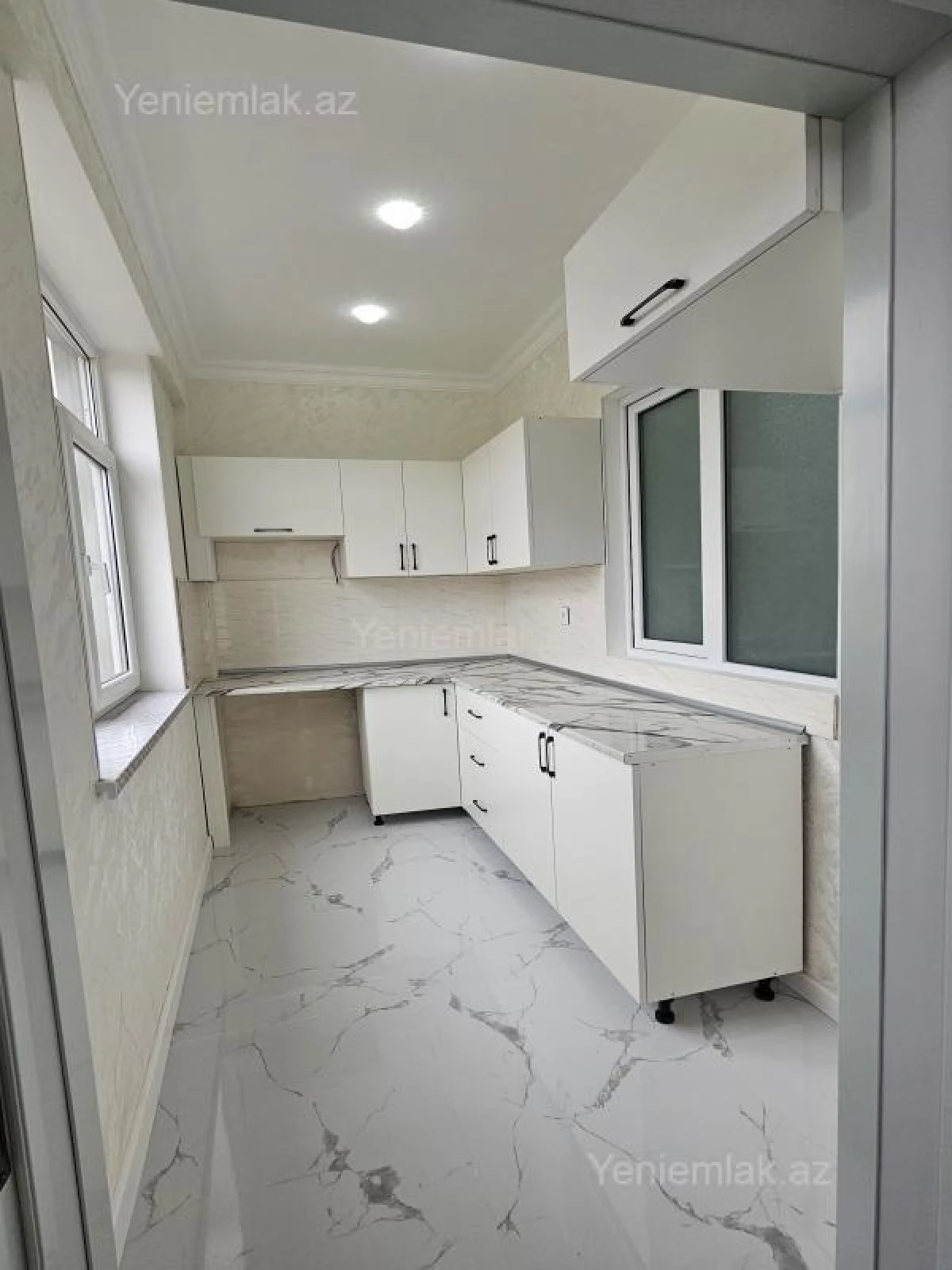 Satılır 2 otaqlı yeni tikili 54 m²