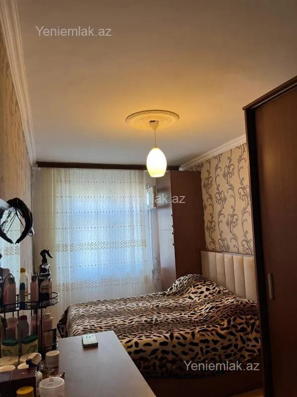 Satılır 2 otaqlı köhnə tikili 46 m²