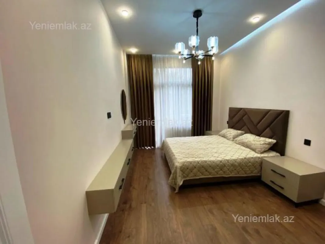 Satılır 3 otaqlı yeni tikili 107 m²