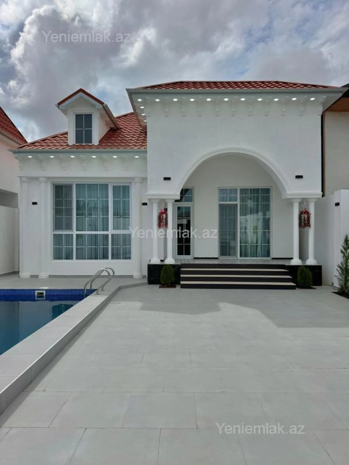 Satılır 4 otaqlı həyət evi 160 m²