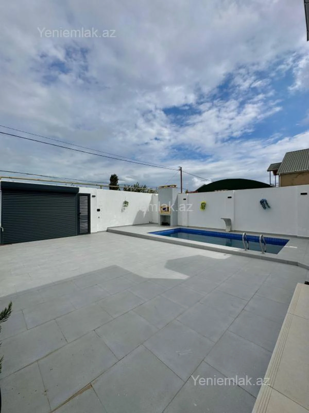 Satılır 4 otaqlı həyət evi 160 m²