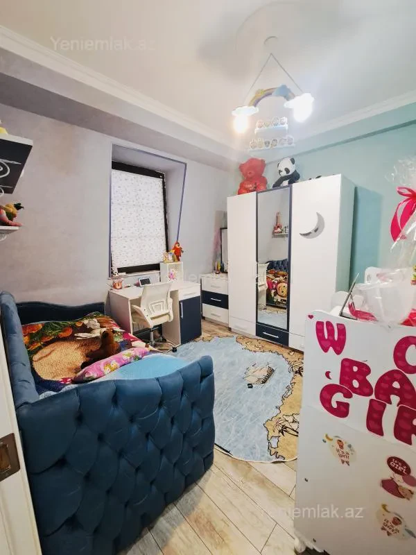 Satılır 3 otaqlı yeni tikili 70 m²