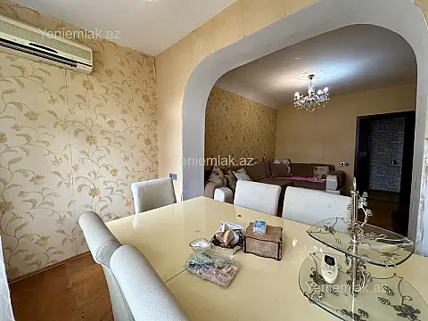 Satılır 2 otaqlı köhnə tikili 50 m²