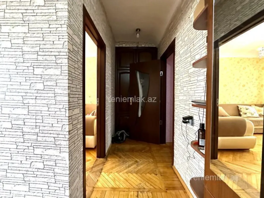 Satılır 2 otaqlı köhnə tikili 50 m²