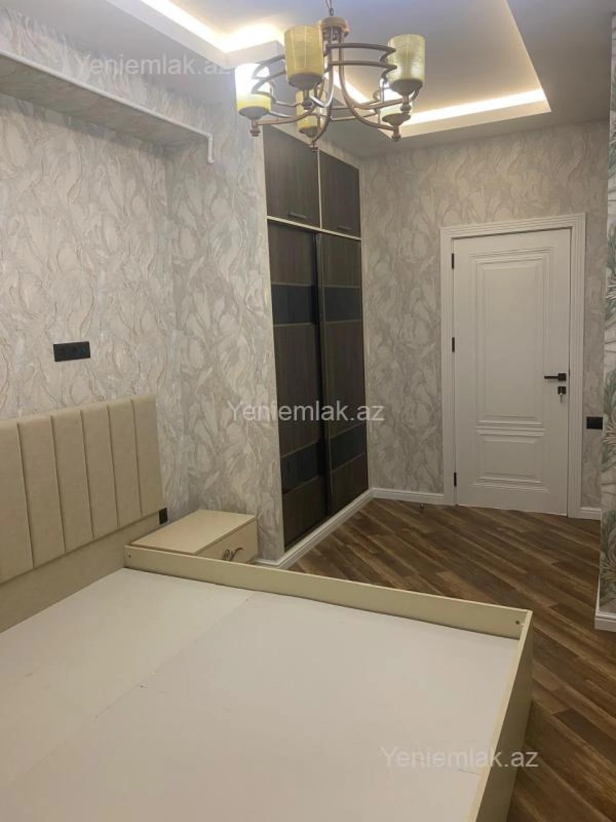 Satılır 2 otaqlı yeni tikili 90 m²