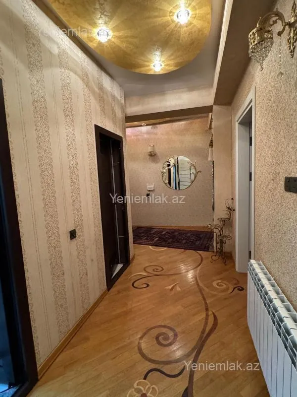 Satılır 2 otaqlı yeni tikili 100 m²