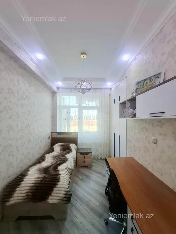Satılır 2 otaqlı yeni tikili 78 m²