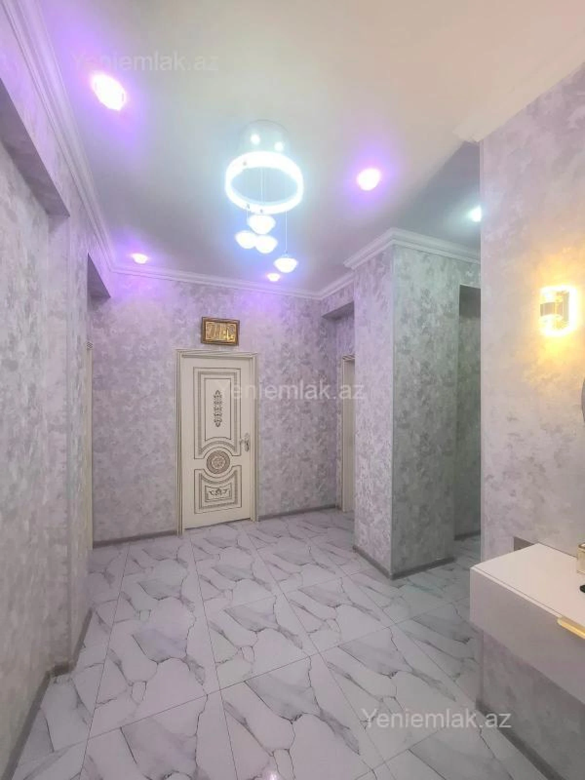 Satılır 2 otaqlı yeni tikili 78 m²