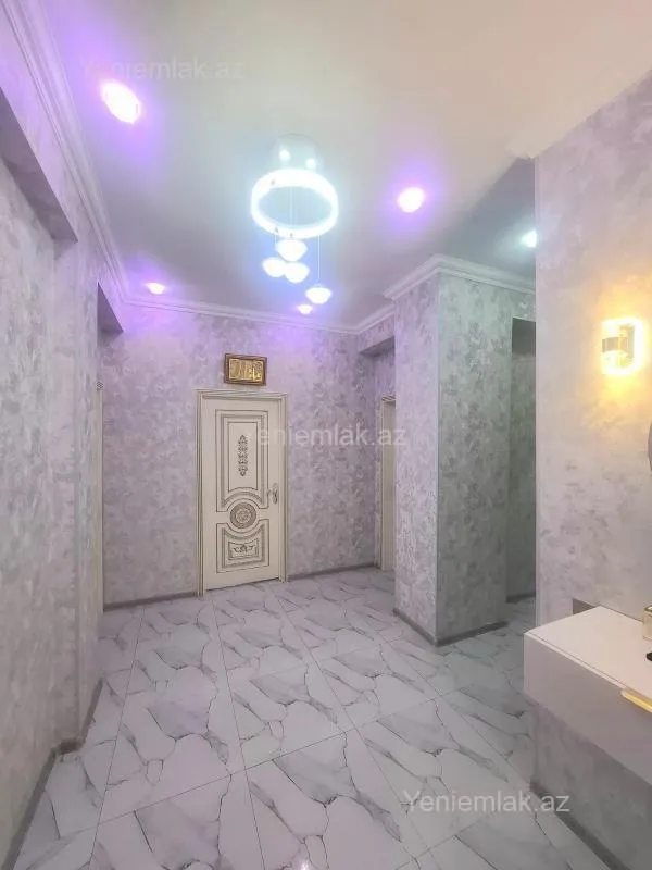 Satılır 2 otaqlı yeni tikili 78 m²