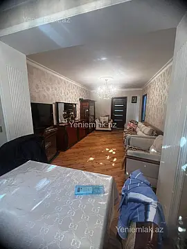 Satılır 3 otaqlı köhnə tikili 80 m²