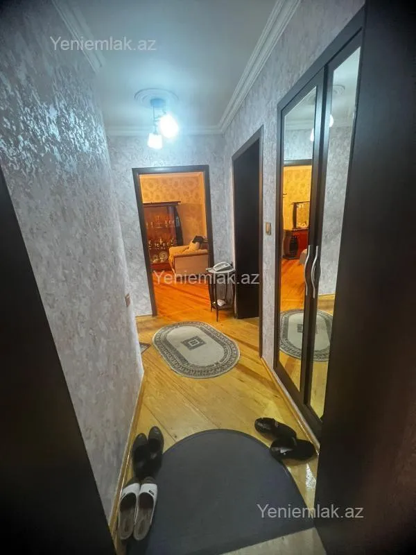 Satılır 3 otaqlı köhnə tikili 80 m²