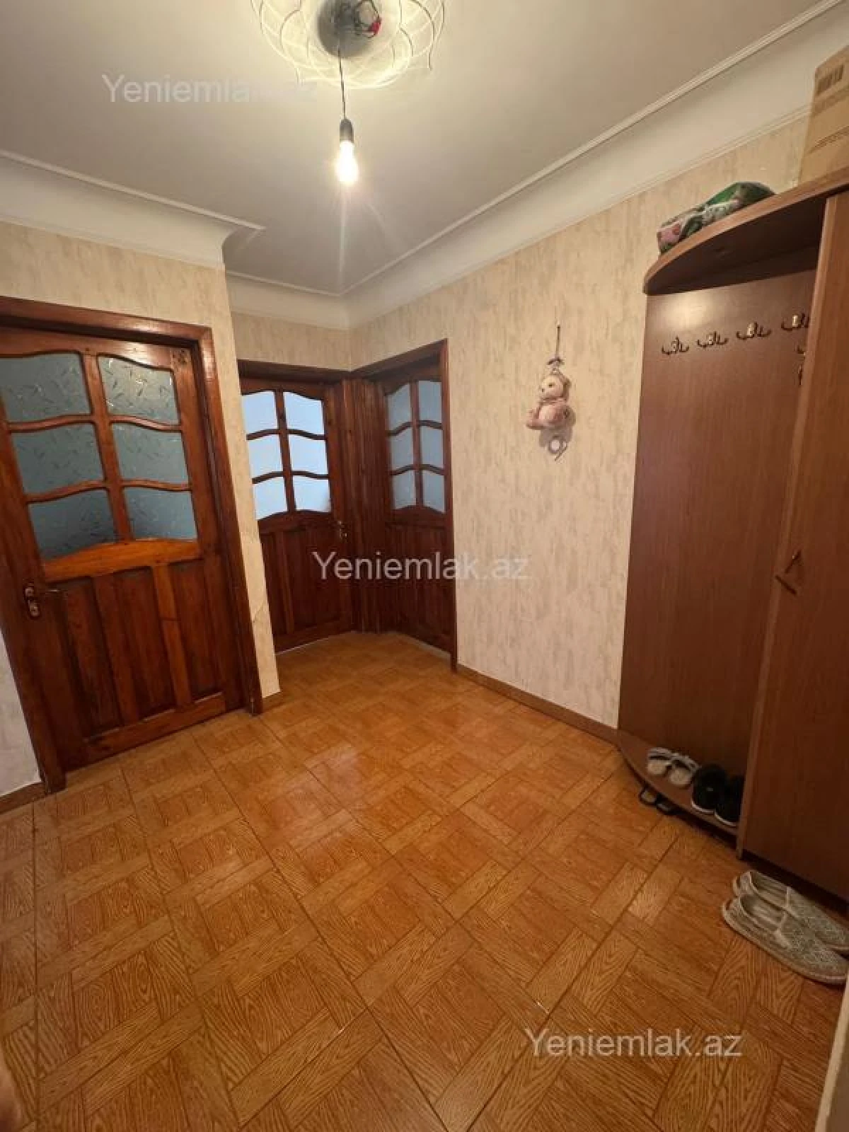 Satılır 3 otaqlı köhnə tikili 64 m²