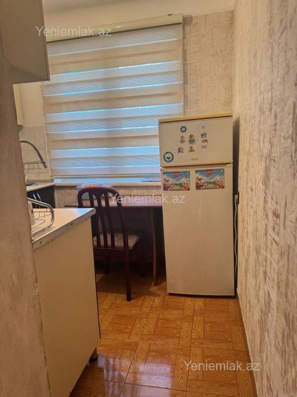 Satılır 3 otaqlı köhnə tikili 64 m²