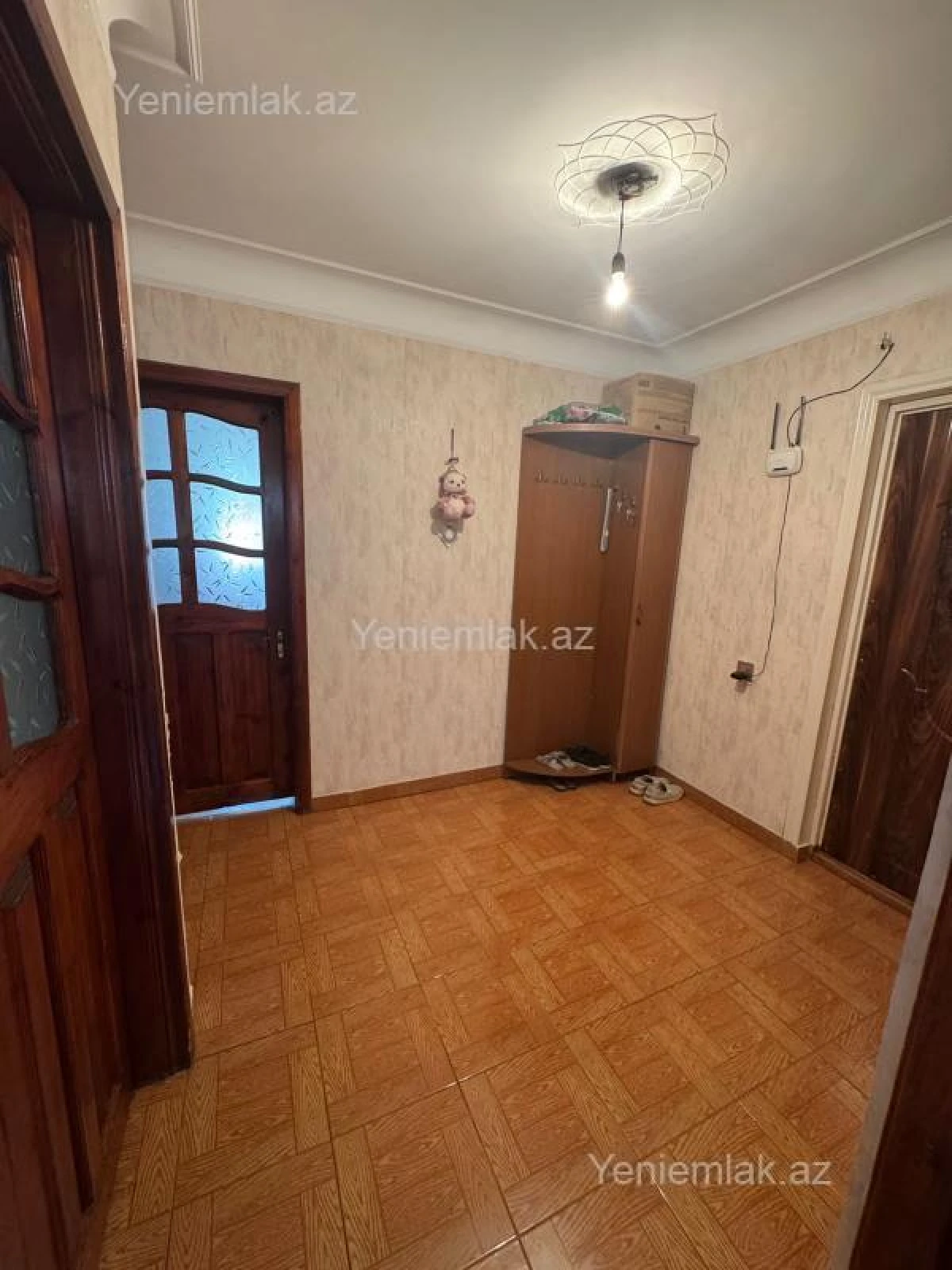 Satılır 3 otaqlı köhnə tikili 64 m²