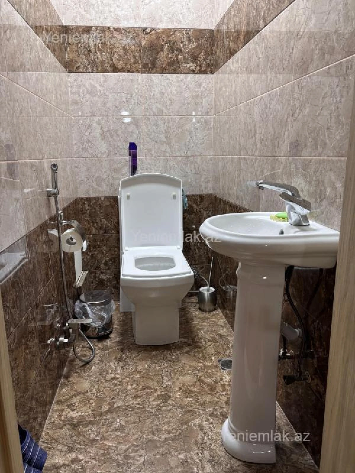 Satılır 2 otaqlı yeni tikili 74 m²