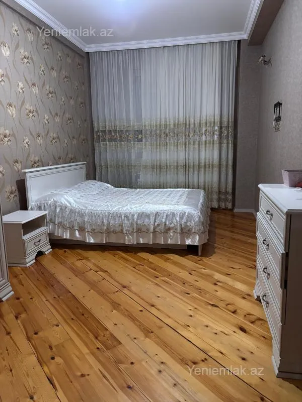 Satılır 2 otaqlı yeni tikili 74 m²