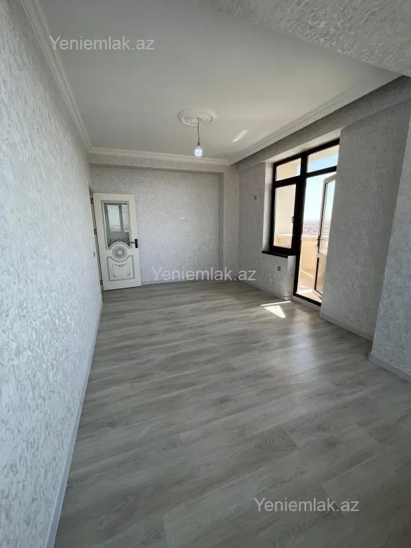 Satılır 3 otaqlı yeni tikili 102.5 m²