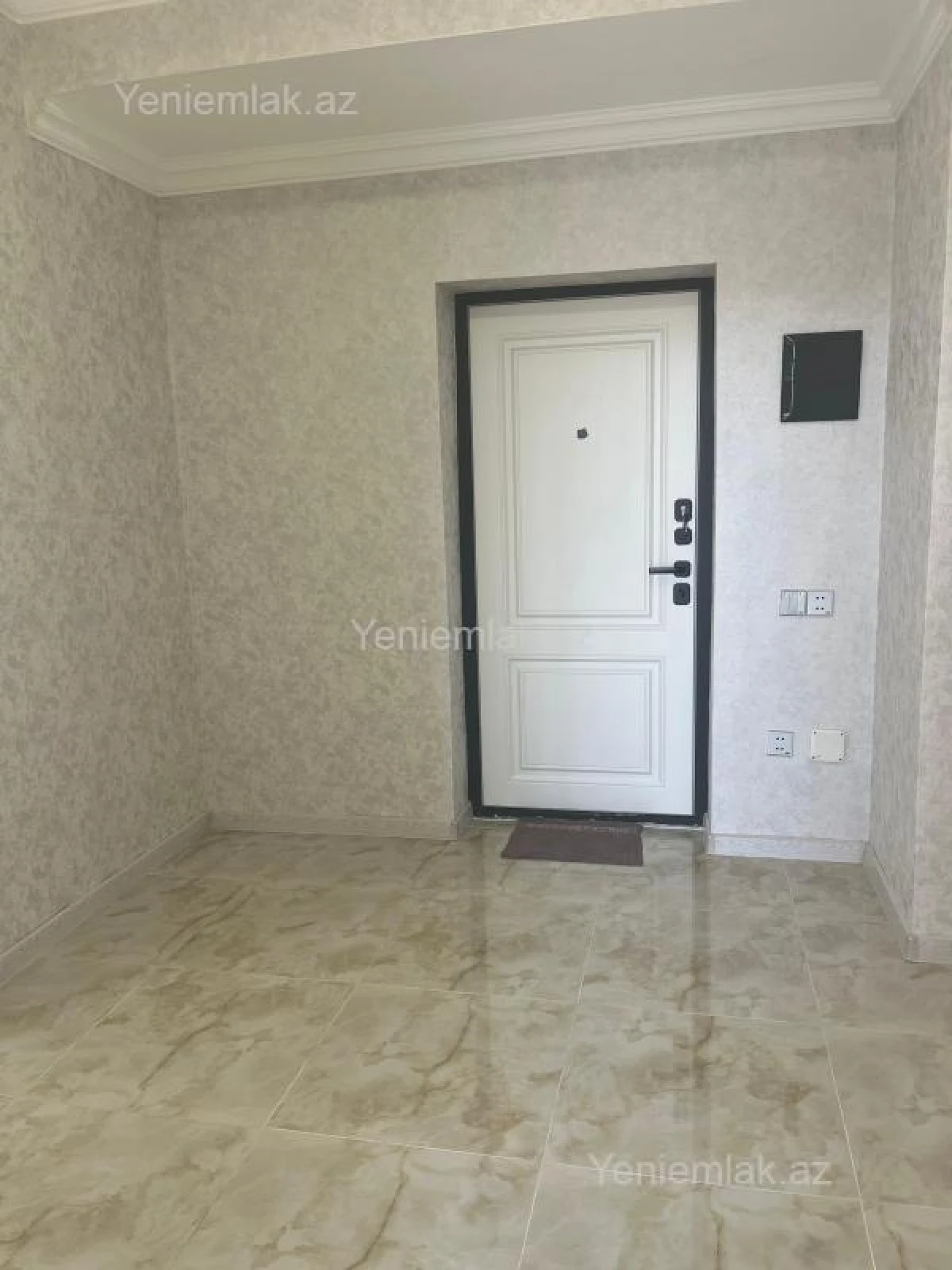 Satılır 3 otaqlı yeni tikili 102.5 m²