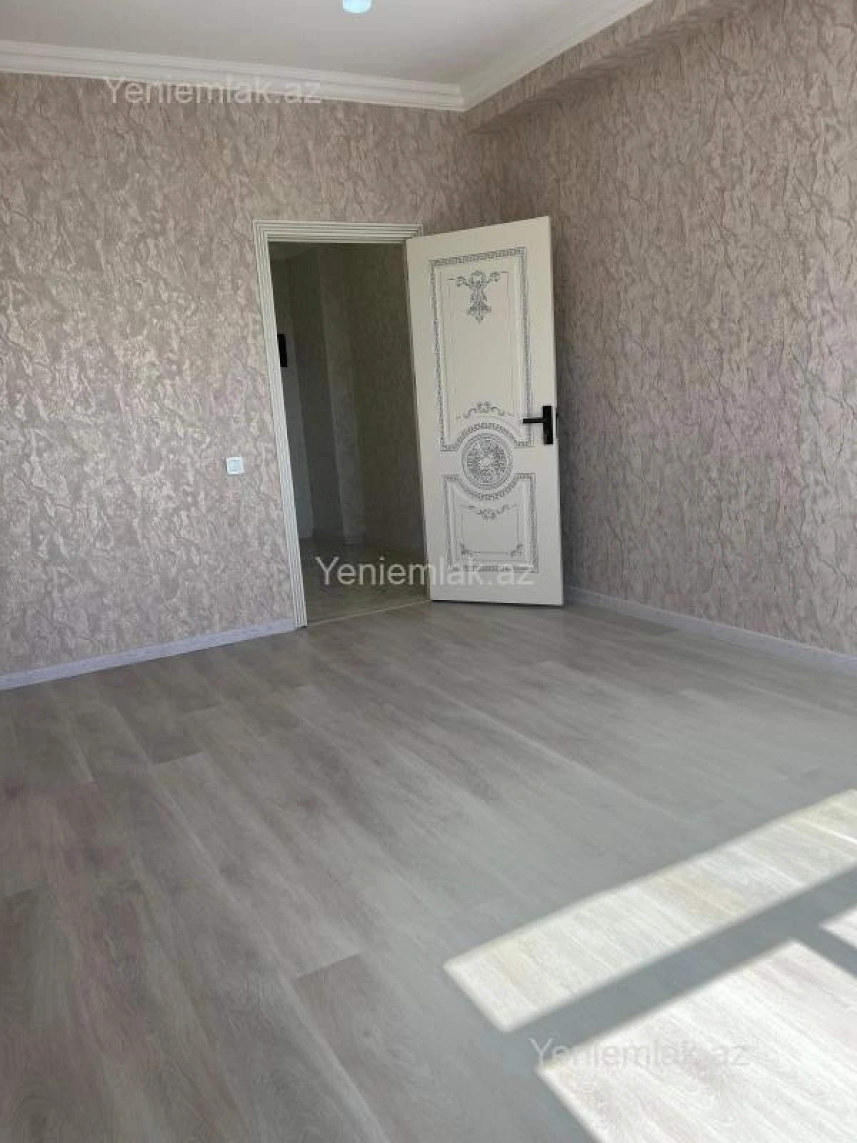 Satılır 3 otaqlı yeni tikili 102.5 m²