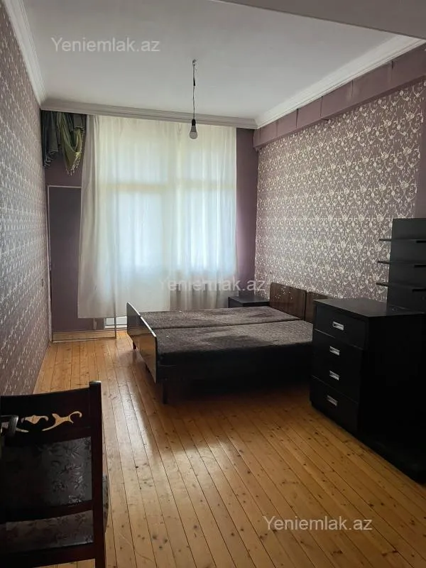 Satılır 3 otaqlı yeni tikili 138 m²