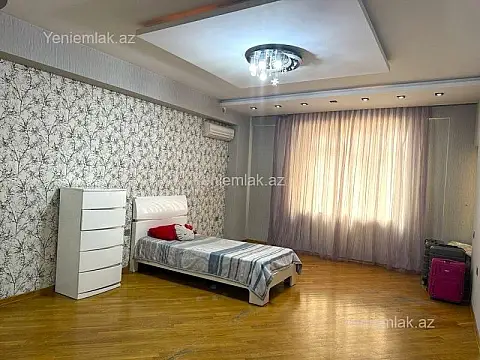 Satılır 3 otaqlı yeni tikili 175 m²