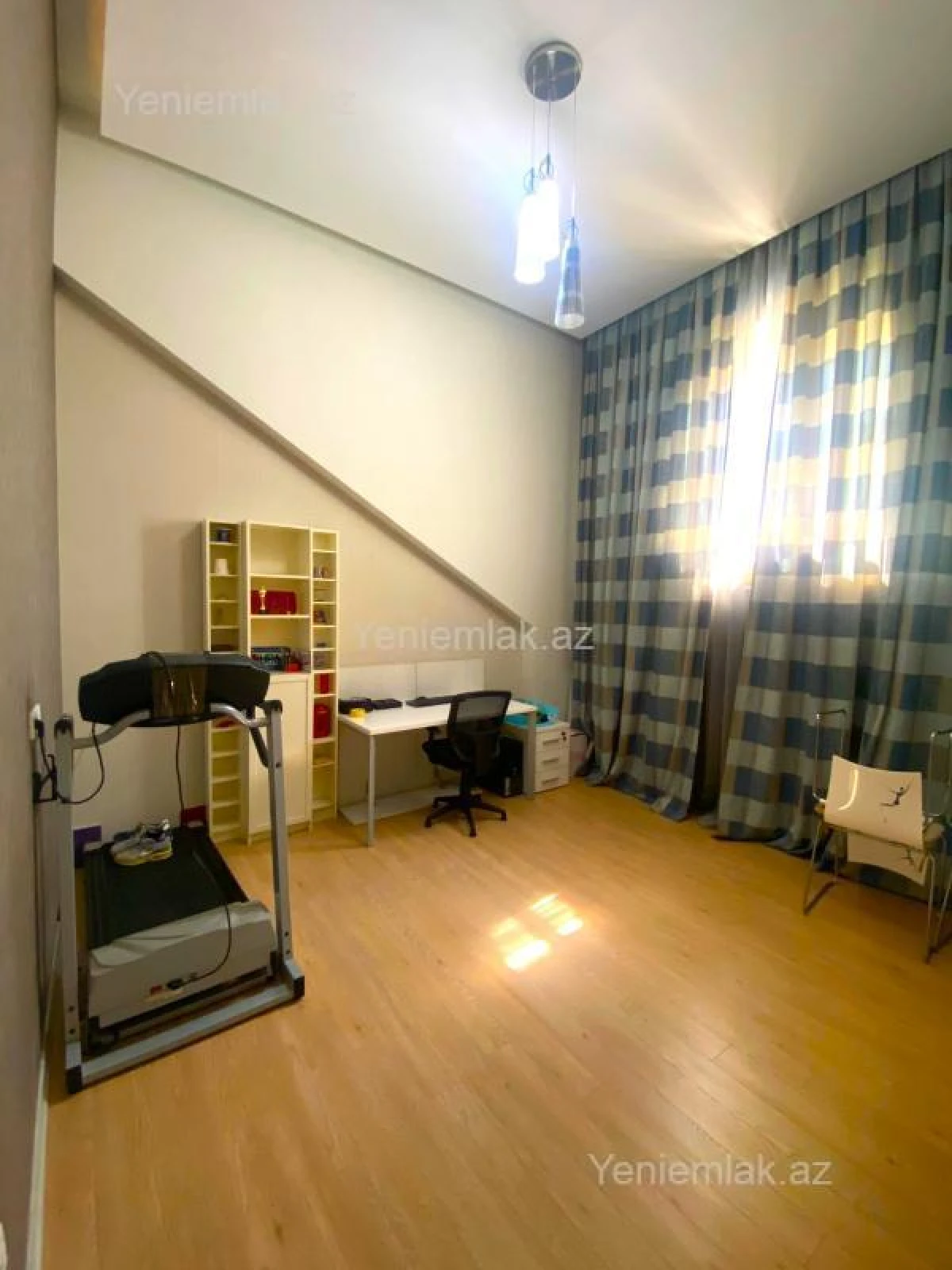 Satılır 6 otaqlı yeni tikili 240 m²