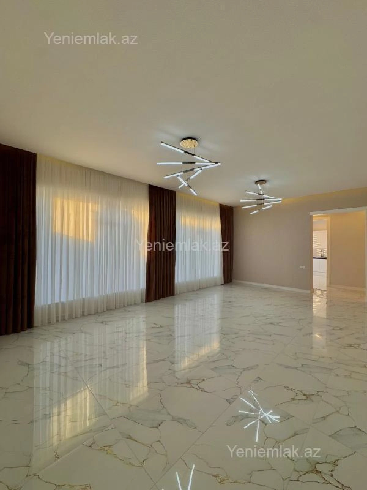 Satılır 4 otaqlı həyət evi 180 m²