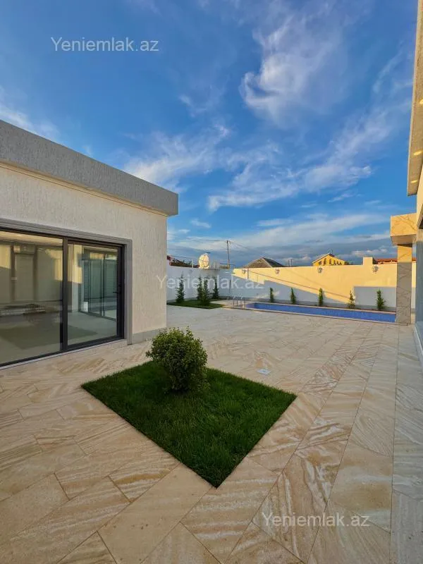 Satılır 4 otaqlı həyət evi 180 m²