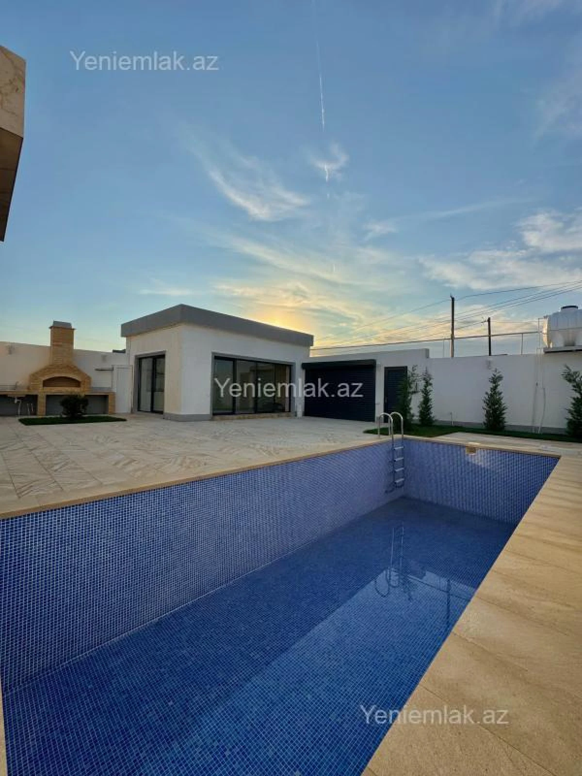 Satılır 4 otaqlı həyət evi 180 m²