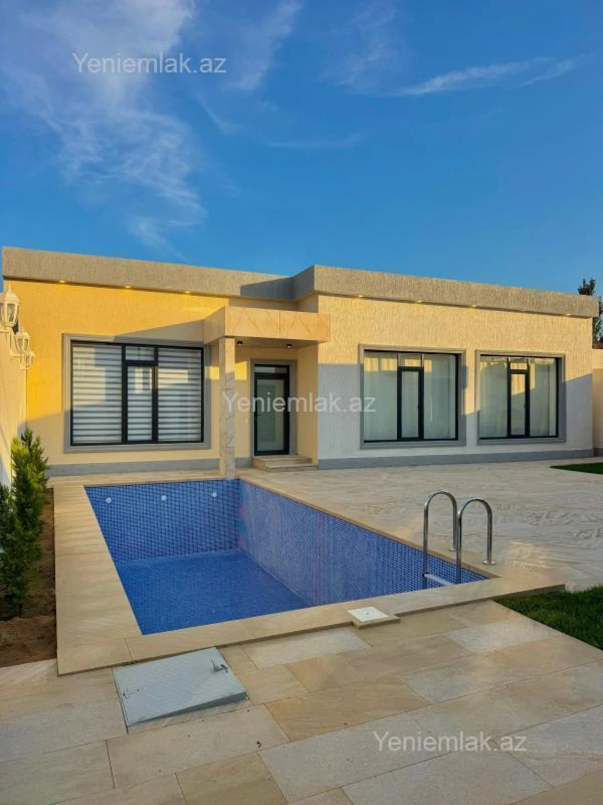 Satılır 4 otaqlı həyət evi 180 m²