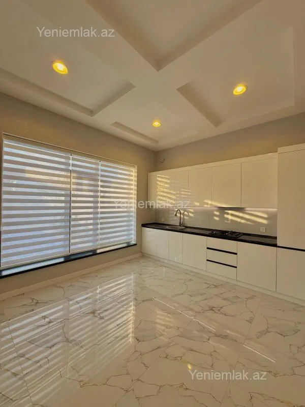 Satılır 4 otaqlı həyət evi 180 m²