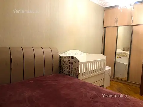 Satılır 3 otaqlı yeni tikili 125 m²