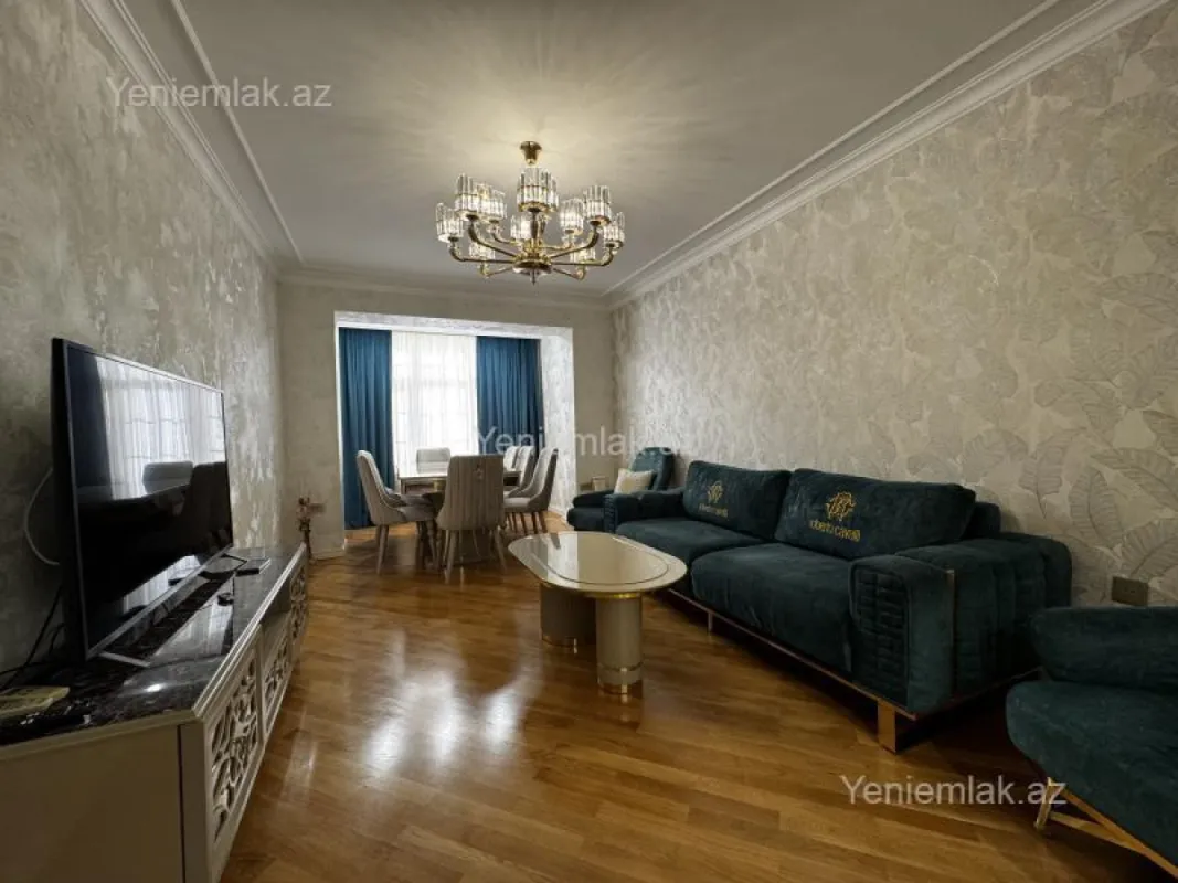 Satılır 3 otaqlı köhnə tikili 90 m²