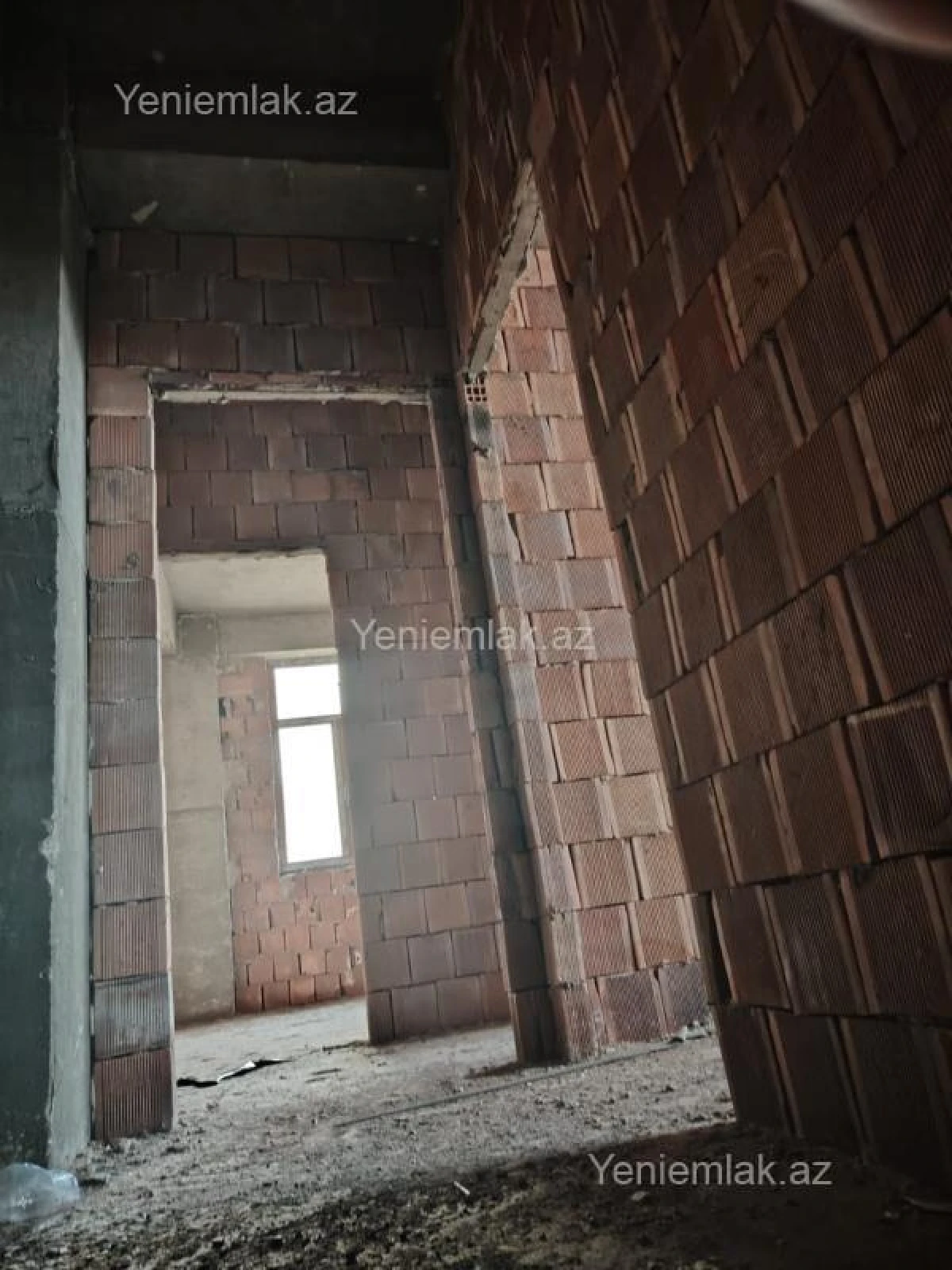 Satılır 3 otaqlı yeni tikili 90 m²